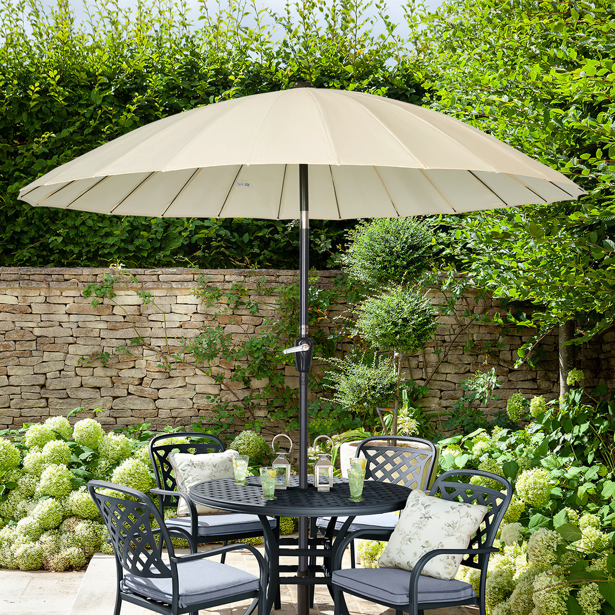 250cm Sonneschirm Sonnenschutz neigbar Rostfrei aus Aluminium, Stahl und Polyester